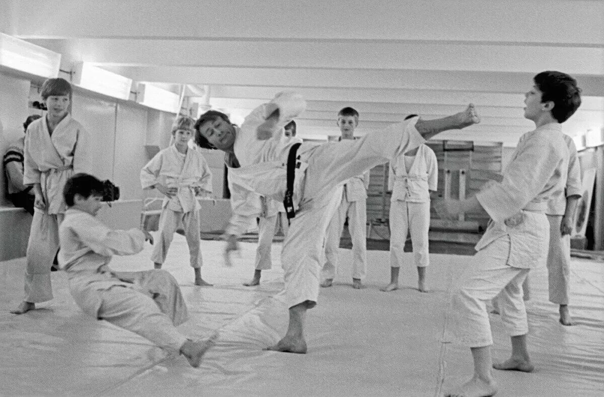 карате 90-х. советские боевые искусства. каратисты ссср. советские боевые искусства. алексей штурмин окинава.