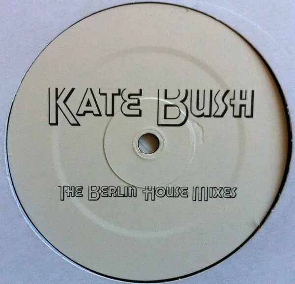 Кейт буш running up that. Kate Bush Running up that Hill. Кейт Буш раннинг ап зе Хилл. Running up that Hill Kate. Kate Bush Running up that Hill обложка.
