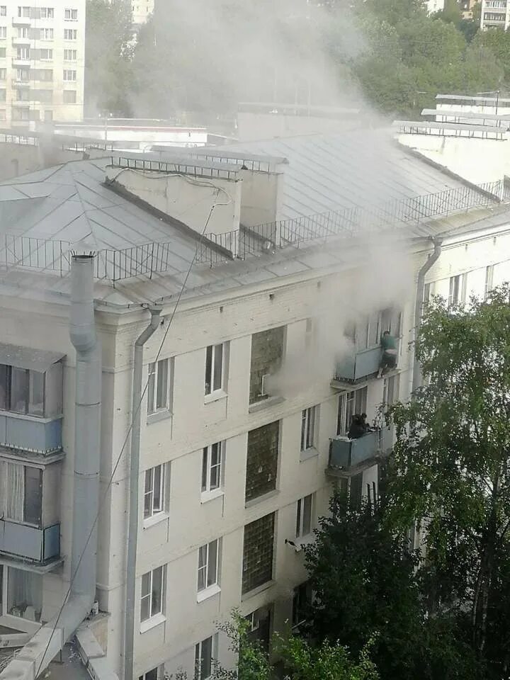 В санкт петербурге взорвался дом. Санкт-петербург взорвался газ.