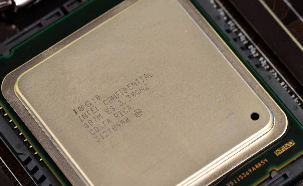 Процессоры 6 поколения. Intel Core i7-3960x extreme Edition 3300mhz. Intel Core i7-3960x extreme lga2011 3.3 ГГЦ/1+15мб. Intel Core i7-3770. I7 3960x.