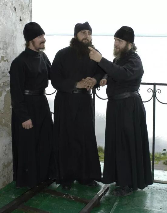 богдан семенюк священник. монахини постриг в схиму. церковь димитрия ростовского ханты-мансийск. послушники мужского монастыря. инок макарий семенюк.