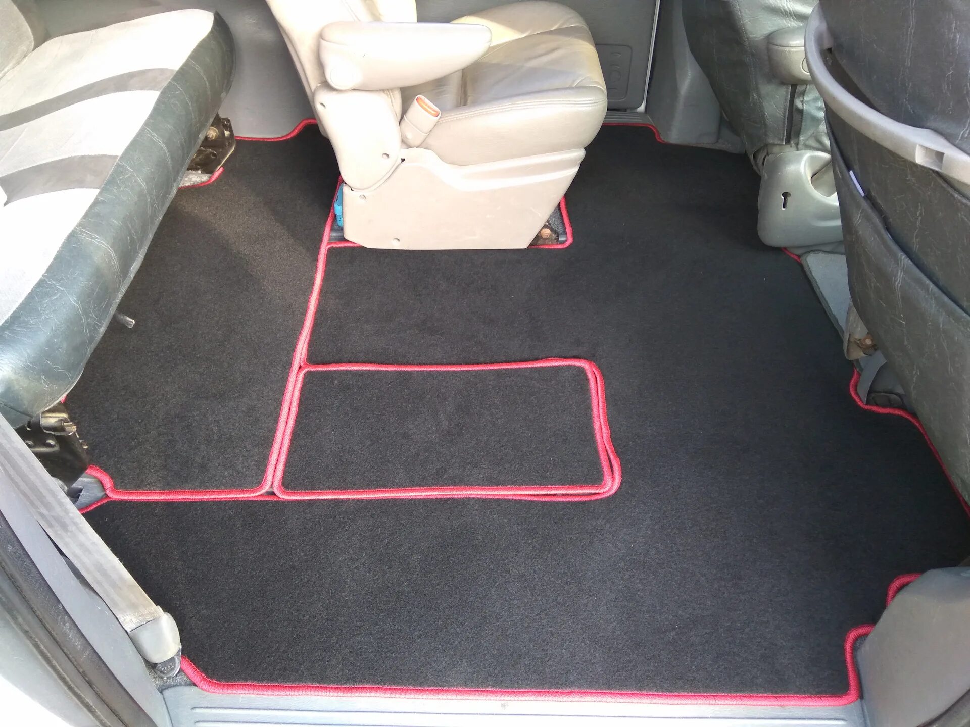 Коврики додж караван. Eva коврики dodge caravan 4. коврики dodge grand caravan 4. коврики dodge grand caravan 5. коврик rs dodge caravan.