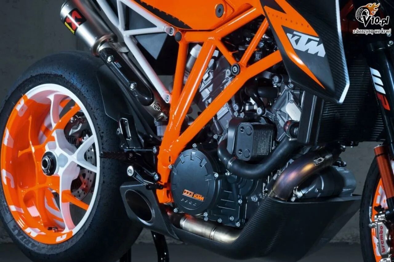 Ktm super duke 1290. Ktm super duke 1290. Ktm 1290 super duke r 2021. Ktm 1290 super duke gt 2019. Super duke 1290 gt.