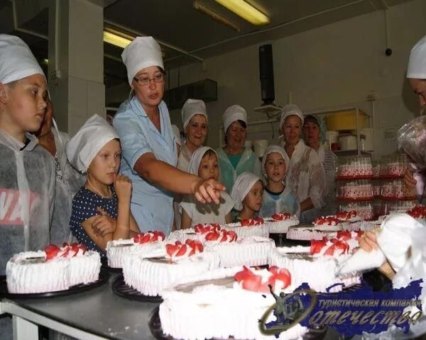 цех кондитерских изделий. хлебокомбинат черемушки вакансии. хлебокомбинат черемушки вакансии. хлебозавод черемушки. кбк черемушки наметкина 10 а.