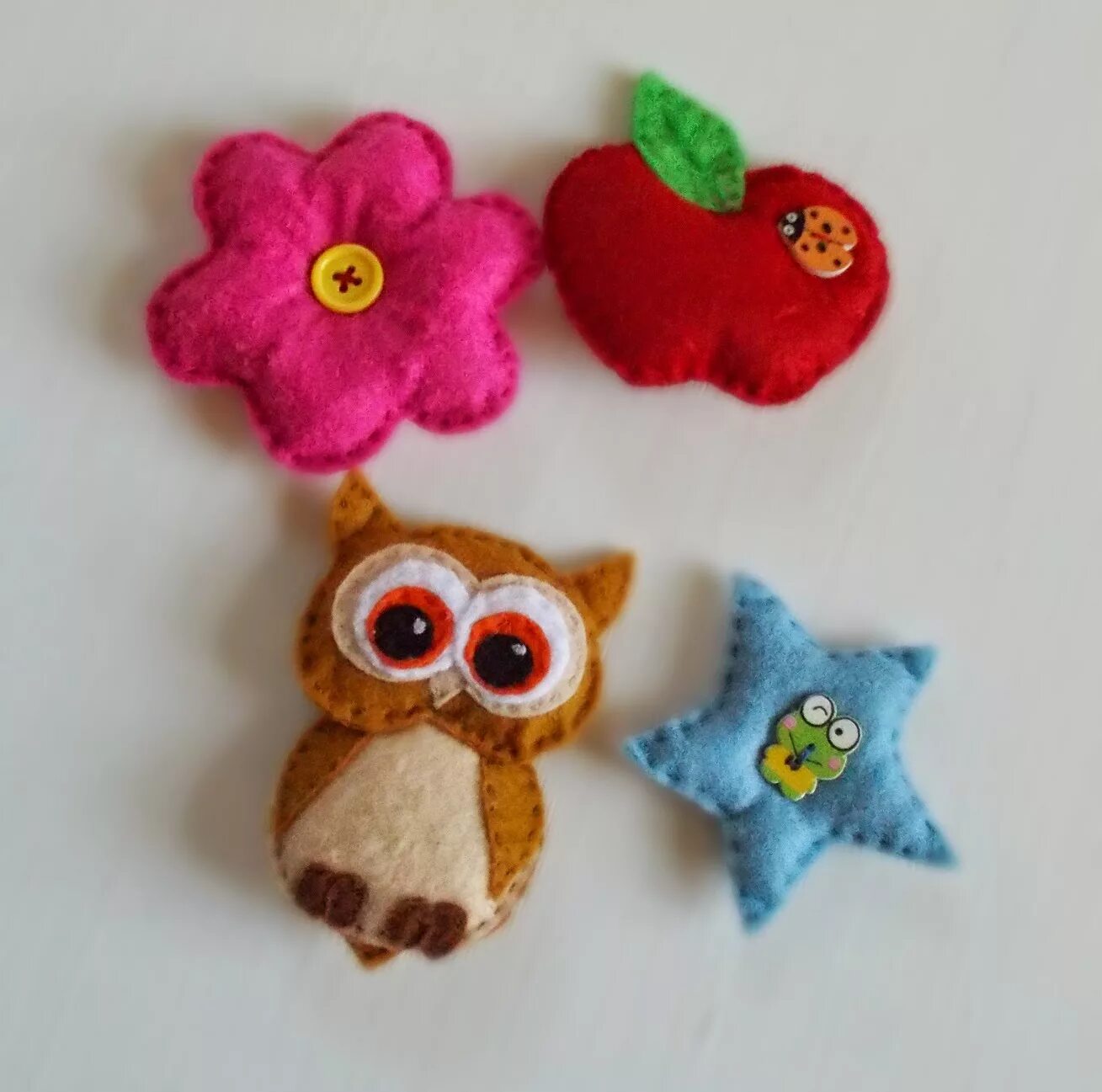 шитые игрушки. из фетра своими руками для начинающих. из фетра своими руками для начинающих. игрушки из фетра. подарок из фетра.