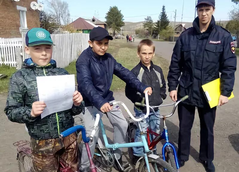 Погода урал красноярский рыбинский. Посёлок Урал Рыбинский район. П Урал Красноярский край Рыбинский район. Уральская СОШ 34 Красноярский край Рыбинский район. Село Рыбное Красноярский край Рыбинский район.