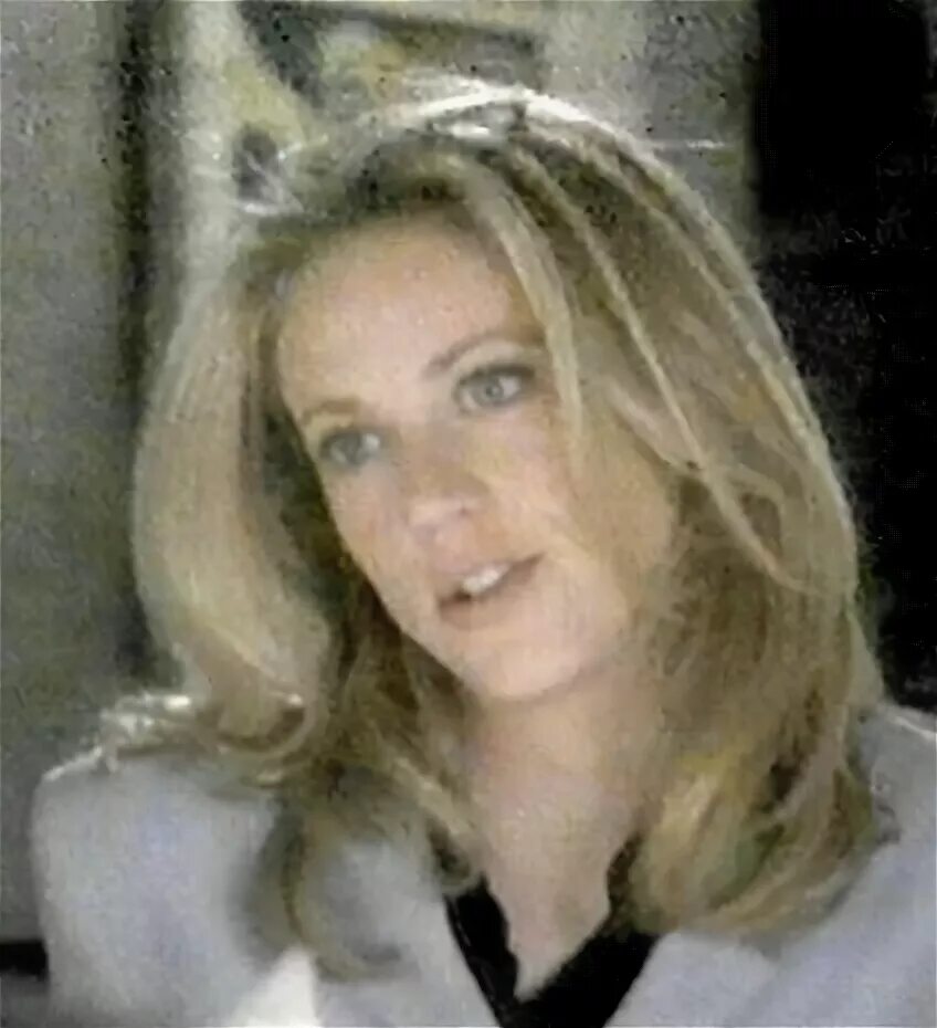 Ally walker