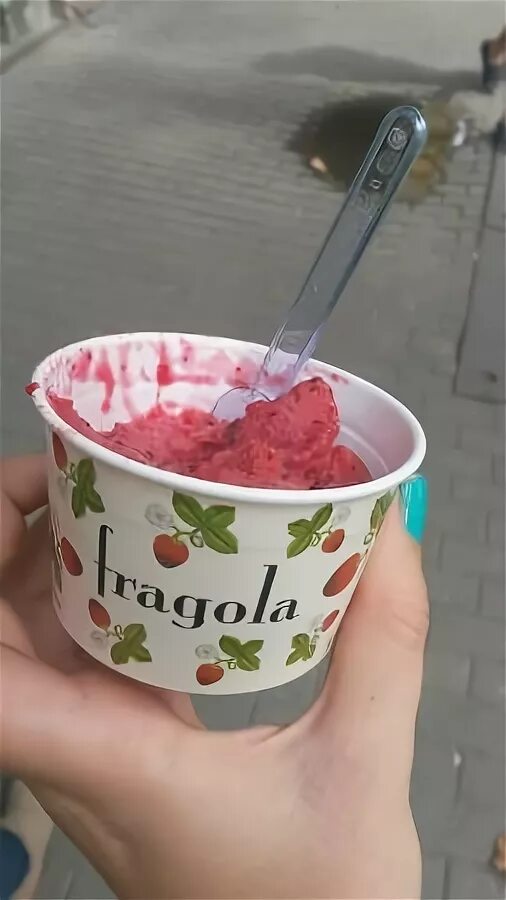 Вареный сахар с молоком. Вареный сахар с молоком. Щербет с клубникой. Винный сорбет. Сорбет из клубники.