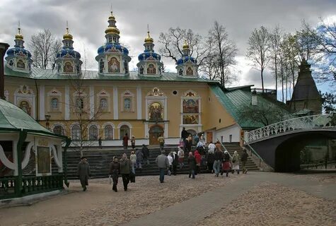 Псково печерский монастырь расстояние