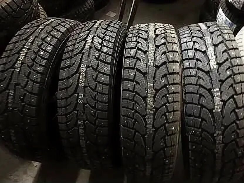 245 75 r16 зима шипы. Автомобильная шина hercules avalanche x-treme suv 245/75 r16 111s зимняя. Nokian tyres hakkapeliitta lt3 r16 245/75 120/116q шип. 245 75 r16 зима шипы. Автомобильная шина nokian tyres hakkapeliitta lt2 245/75 r17 121/118q зимняя шипованная.