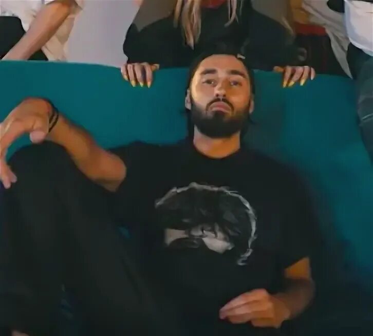 Песню как к себе домой. Забери меня с собой картинки. Песню как к себе домой. Мот & memaria - hotel rendezvous слова. Шел козак на побывку домой слова.