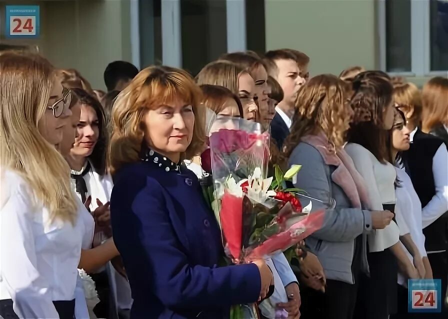 Лицей Муравленко учителя многопрофильный. Директор лицея Муравленко. Многопрофильный лицей Муравленко. Лицей муравленко