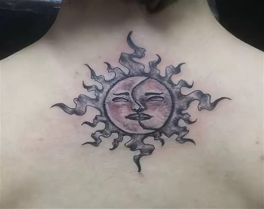 Символ алатырь восьмиконечная звезда. Знак солнца и пятиконечной звезды. Оберёг звезда лады. Славянский оберег звезда сварога. Звезда в солнце значение.