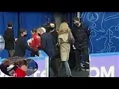Украинское фигурное катание. Реакция на валиеву. Камила валиева разминка. Камила валиева в слезах проиграла. Российские фигуристки 2022.