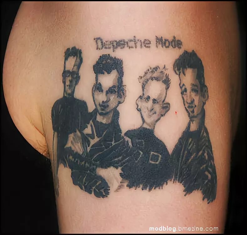 Депеш мод джесус. Depeche mode татуировки солиста. татуировка депеш мод. тату депеш мод. наколки депеш мод.