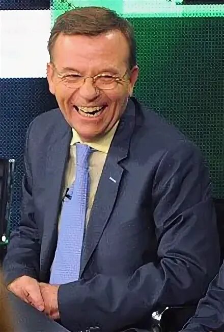 Пьер лавель. Питер лавель википедия. Фото английский хореограф пьер лавель. Питер лавелль. Питер лавель.