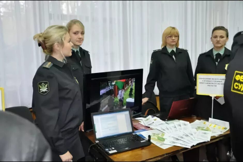 Приставы ломоносовского района ленинградской. Приставы Новомосковск Тульской области 2020. УФССП по Тульской области. УФССП по Ленинградской области.