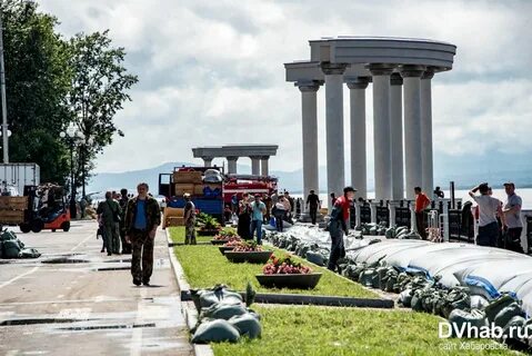 Колонны в хабаровске