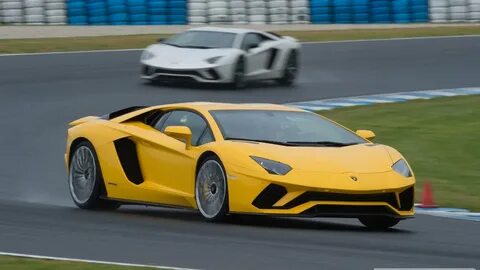 Lamborghini s