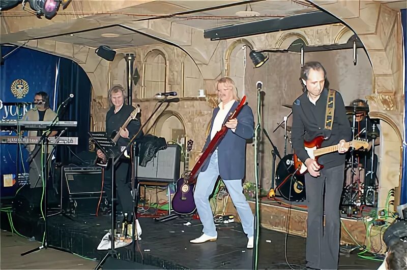 парад звезд курск. новогодний парад звезд 2022. парад звезд 80-х. в самаре зажгутся огни "парада звезд 80-х". новогодний парад звёзд 2020 на телеканале россия.