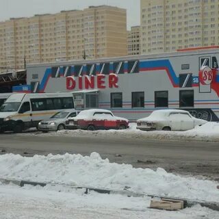 Космонавтов 50