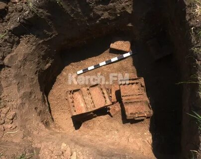 В аджимушкайских каменоломнях было обнаружено несколько тракторов