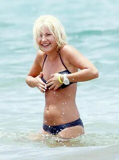Elisha Cuthbert Elisha Cuthbert, Abby Phillip, Sarah Polley, Canadian Actre...
