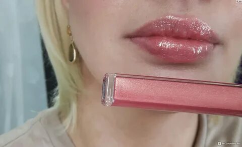 Bombshell gloss.
