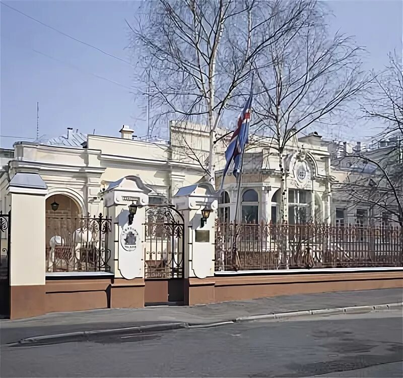Посоле 4 ых. Посольство Исландии в Москве. Хлебный переулок 28 посольство Исландии. Посольство Исландии в Ашгабат. Дом Верстовского в хлебном переулке.