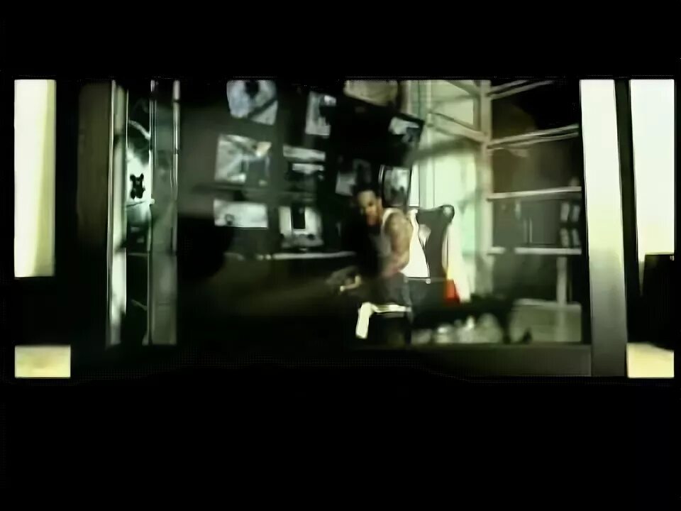 Rhymes give it to me. Busta Rhymes Mariah Carey. Mariah Carey Baby if you give to me. Баста Раймс в клипе Мэрайя. Busta Rhymes give to me трек.