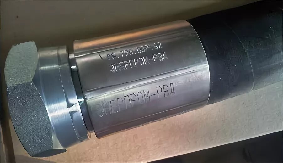 Шланг высокого давления рвд размеры таблица. Маркировка рвд. Маркировка рвд. 1000 экскаватора эо 5225 вэкс. Маркировка гидравлических рвд.