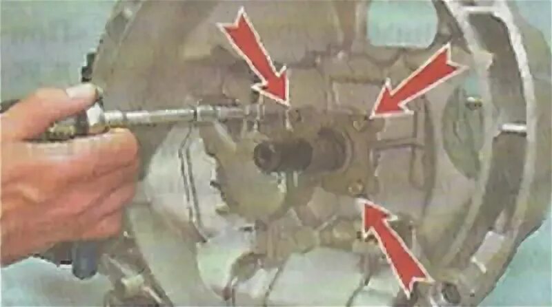 Как заменить сальник в коробке лада гранта Замена сальника насоса акпп Lada Гранта лифтбек, 1,6 л, 2014 года своими рукам