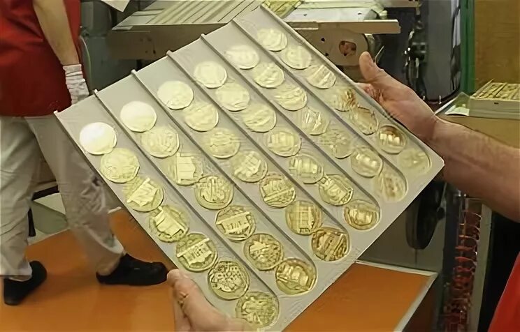 Курсы монет сбербанк. Серебряные монеты коллекционные сбербанк. Подарочные монеты из драгоценных металлов. Золотые монеты сбербанка. Сбербанк монеты из драгоценных металлов.