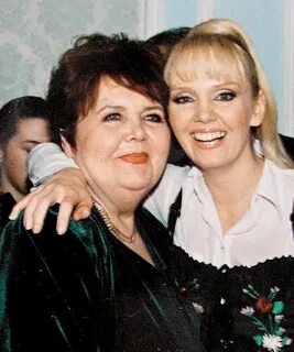 Мама валерии