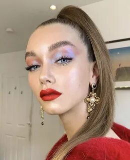 Make up am