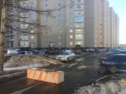 Двор сквозной проезд