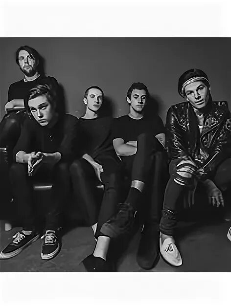 The neighbourhood you get me so high. Группа the neighbourhood. Зе нейборхуд. The neighbourhood Постер. Группа the neighbourhood обложки.