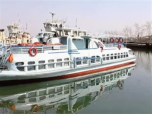 Сайт речного пароходства иркутск. Теплоход сокол иркутск. теплоход ангара иркутск. речное пароходство иркутск. теплоход теплоход сокол.