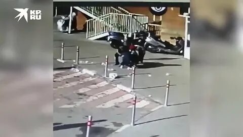 Подростки скинули