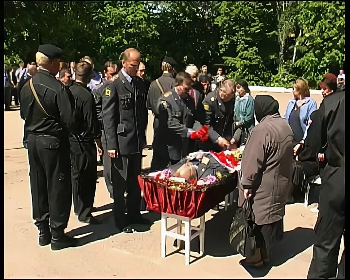 Сегодня Похорон Сафиуллин Фотография - Telegraph