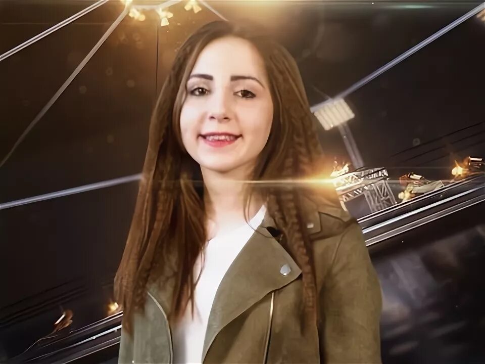 Little big skibidi девушка в клипе. Танцы под симпа па полюбила много. Клип па па полюбила. Па па па поет девушка. Па па па поет девушка.