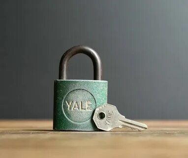 Padlock key где