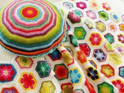 Из остатков пряжи крючком