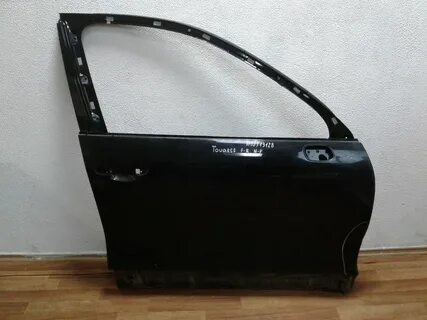 Дверь туарег правая