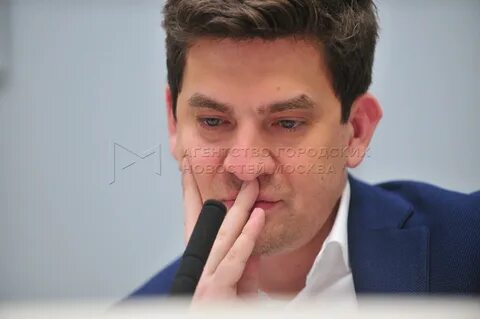 Биография ведущего пятеро на одного