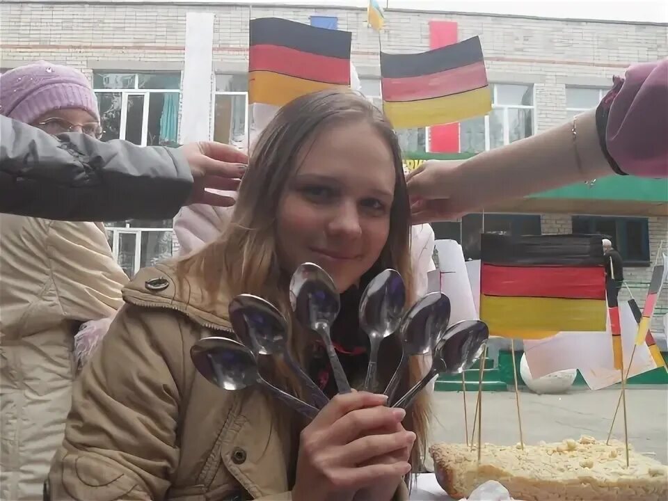 Пригласил наталью