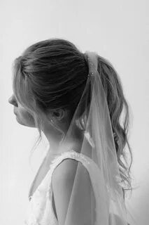 свадебный хвост прическа с фатой