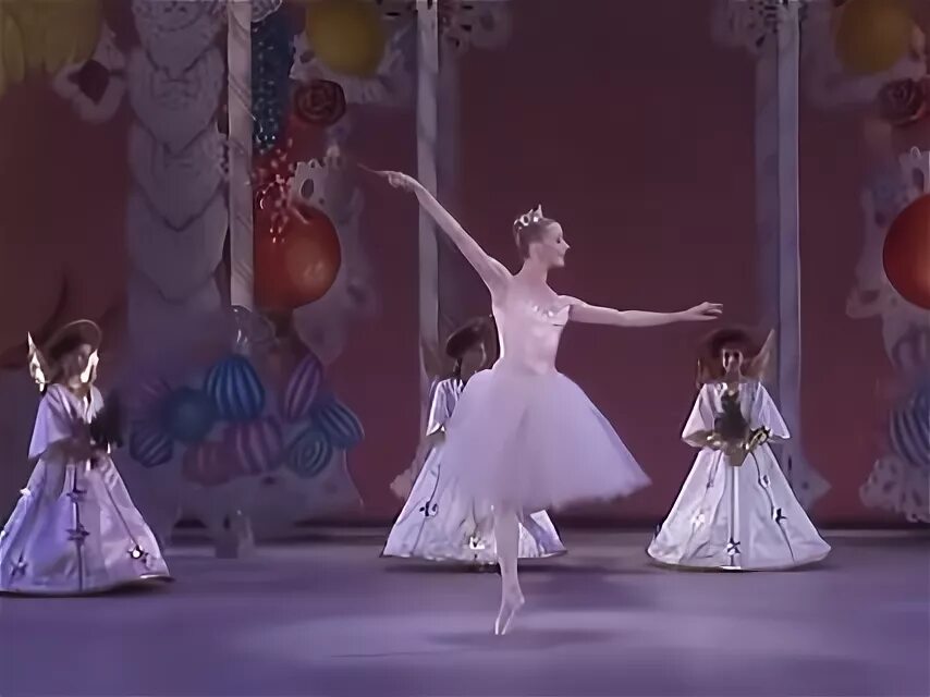 Фея драже чайковский. Чайковский фея драже. щелкунчик балет конфитюренбург фея драже. чайковский щелкунчик фея драже. балет щелкунчик фея драже.