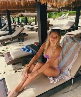 Nova Sharapova? Tenista musa de 18 anos fecha patrocínio recorde; veja fotos da 