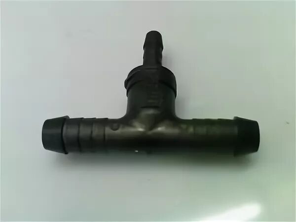 Тройник 8 5 8. Тройник 10х8х10. Тройник 12x5x12. Тройник топливный вебасто. Тройник топливный 10х5х10 металл.